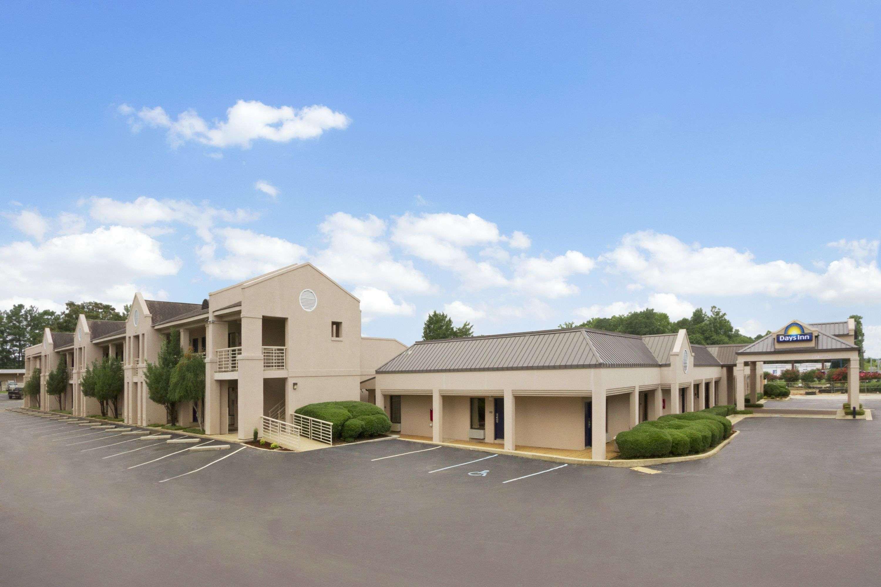 Days Inn By Wyndham Alexander City Buitenkant foto