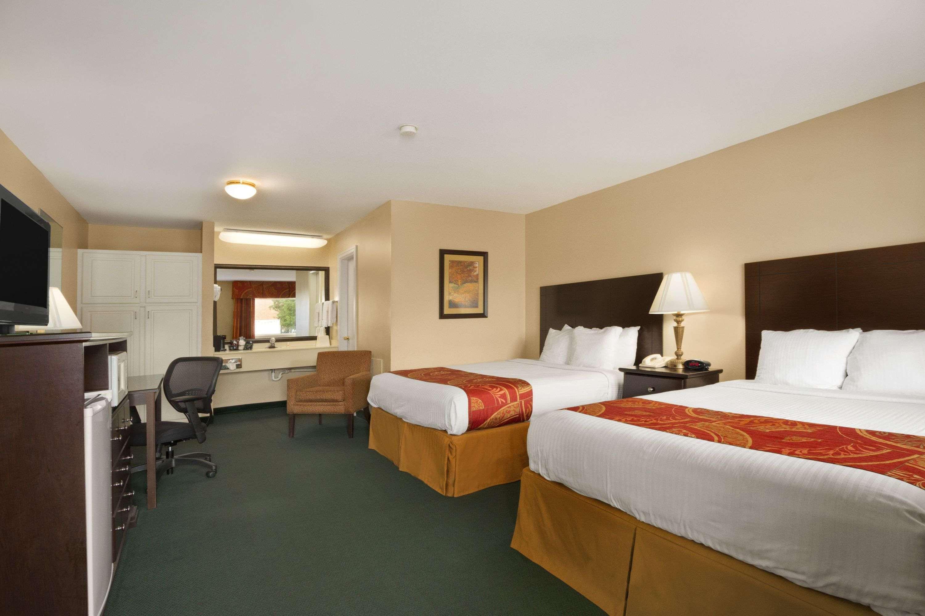 Days Inn By Wyndham Alexander City Buitenkant foto