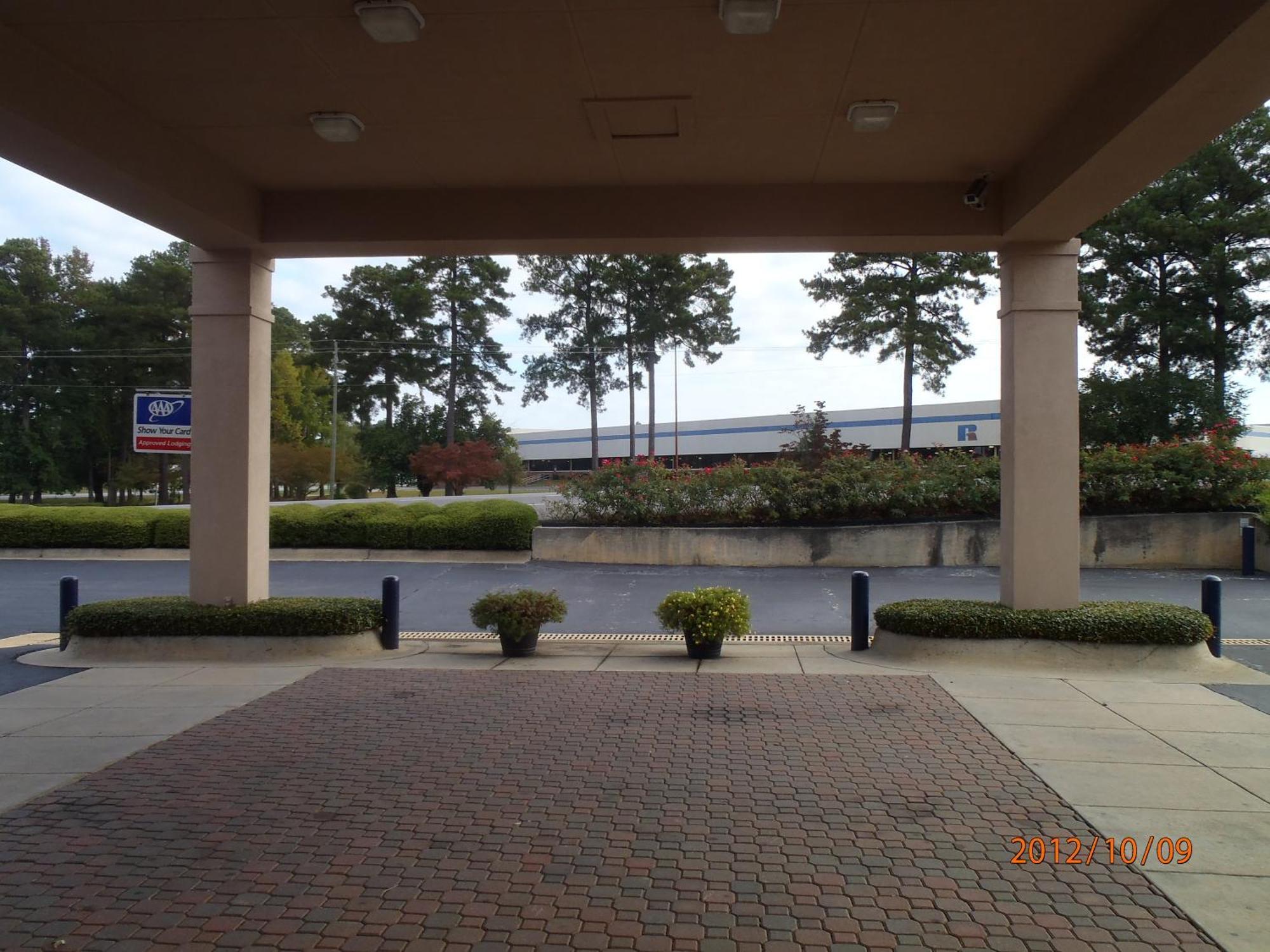 Days Inn By Wyndham Alexander City Buitenkant foto
